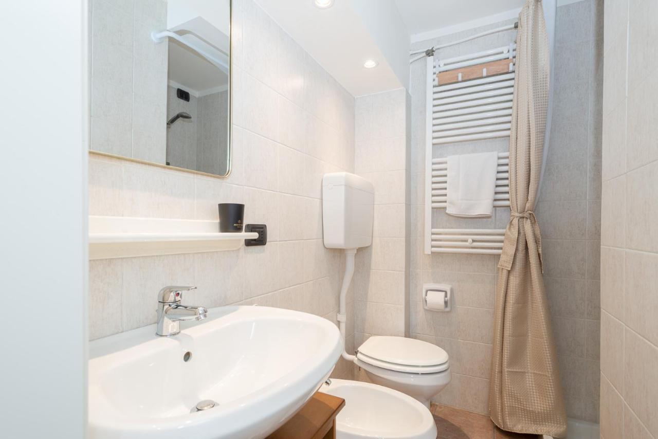 Апартаменты Cozy Studio In Old Town Комо Экстерьер фото